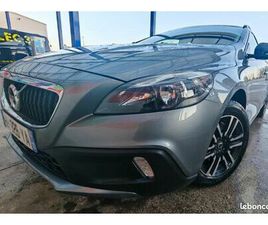 VOLVO V40 CROSS COUNTRY 2016