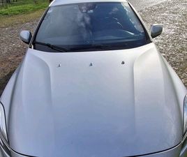 VOLVO V40 D2 VOLVO V40 D2 RDESIGN AGOSTO/18