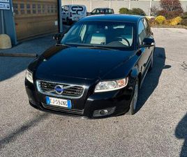 VOLVO V50 D2