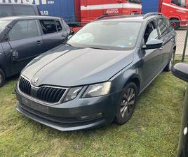 COMBI 1.6 TDI,AIRCO,GPS,SENSOREN, MET SCHADE...