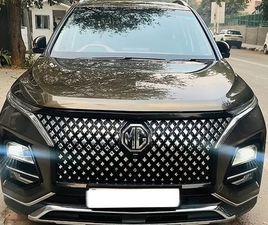MG HECTOR PLUS