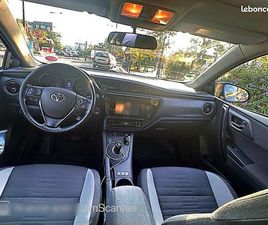 À VENDRE TOYOTA AURIS