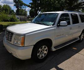 2005 CADILLAC ESCALADE ESV LOW MILES