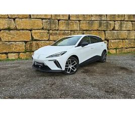 MG MG4 64 KWH LUXURY