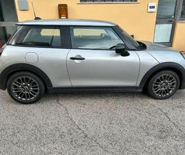 MINI MINI COOPER MINI COOPER C ESSENTIAL TRIM PACK XS KM 9000