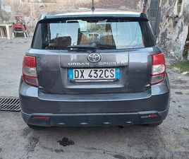 TOYOTA URBAN CRUISER