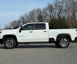 2022 CHEVROLET SILVERADO 2500HD CREW CAB CUSTOM 4WD
