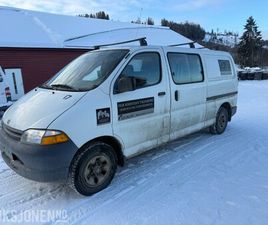 1998 TOYOTA HIACE 2.4-90 D 4WD
