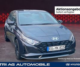 HYUNDAI I20 TREND KOMFORTPAKET NAVI SHZ PDC UVM.
