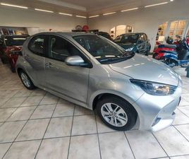 TOYOTA YARIS TOYOTA YARIS 1.5-L-VVT-I HYBRID 116 CVT BUSINESS ED.