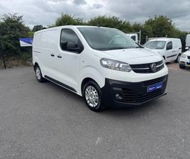 VAUXHALL VIVARO DYNAMIC - N.I. REGISTERED