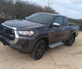 TOYOTA HILUX DIESEL BOITE AUTO 2 PLACES