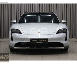 PORSCHE TAYCAN CROSS TURISMO 4 CROSS TURISMO