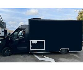 FOODTRUCK RENAULT MASTER ÉQUIPÉ