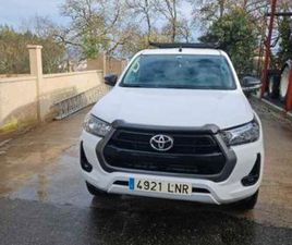 TOYOTA - HILUX
