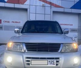 MITSUBISHI PAJERO