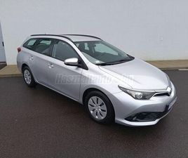 TOYOTA AURIS TOURING SPORTS 1.33 LIVE 1TULAJ.SZERVIZKÖNYVES.JÓ ÁLLAPOT