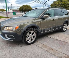 VOLVO XC70 D5 VOLVO XC70 D5 AWD SUMMUM AUTO