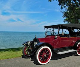 1914 CADILLAC MODEL 30 SEVEN-PASSENGER TOURING