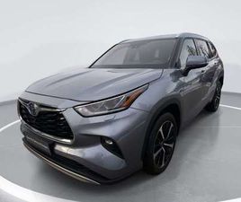 TOYOTA HIGHLANDER 2.5 HYBRID LUXURY 4X4/HUD/SKLI/LEDER/360°/2 TONNEN