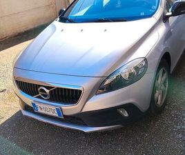 VOLVO V40 CROSS COUNTRY