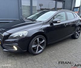VOLVO V40 CROSS COUNTRY - 1.6 T4 MOMENTUM AUT. NAVI ECC CRUISE 18