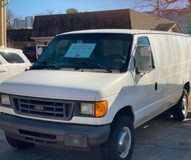 FORD CARGO 2006 FORD E-350 EXTENDED CARGO VAN WITH 216,000 ORIGINAL MILES.