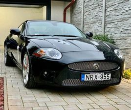 JAGUAR XK R 4.2L V8 COUPE (AUTOMATA) PORTFOLIO