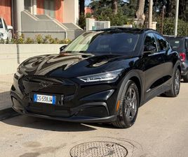 MUSTANG MACH-E MUSTANG MACH-E STANDARD RANGE 269 CV AWD