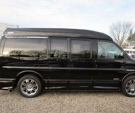 GMC 4WD SAVANA 5.3 V8 MAJESTIC