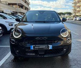 FIAT 600 1.2 LA PRIMA LED NAVI KAMERA PELLE CERCHI 18 PDC