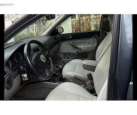 VOLKSWAGEN BORA 1.6 COMFORTLINE