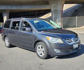 USED 2011 VOLKSWAGEN ROUTAN SEL