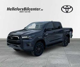 TOYOTA HILUX 2,8 AUT INVINCEBLE TEKNIKPAKET SKINN JBL