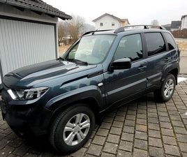 LADA NIVA LADA NIVA TRAVEL ERST 500KM DRAUF KLIMA ALLRAD AHK