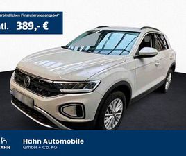 VOLKSWAGEN T-ROC 1.5TSI DSG LIFE LED ACC AHK VIRTUAL APP