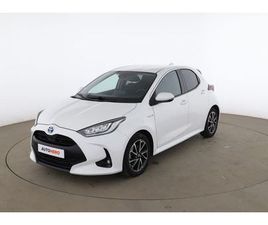 TOYOTA YARIS 1.5 HYBRID DESIGN