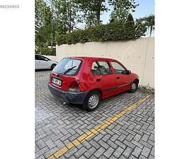 TOYOTA STARLET 1.3 XLI