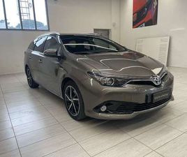 AURIS TOURING SPORTS 1.8 HYBRID BLACK EDITION