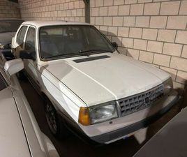 VOLVO 340 VOLVO 340DL 1.7 LIMOUSINE/SEDAN HOLLAND KENNZEICHEN