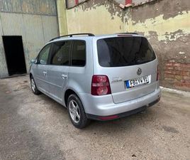 VOLKSWAGEN - TOURAN