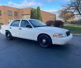2001 FORD CROWN VIC (EXCELLENT CONDITION/LOW MILES/1 OWNER)