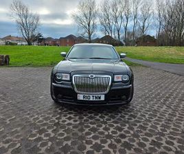 6.1 HEMI V8 SRT-8 4DR