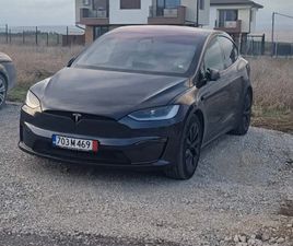 TESLA MODEL X
