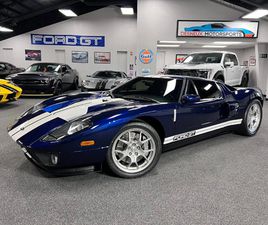 2005 FORD FORD GT MIDNIGHT BLUE WITH WHITE STRIPES