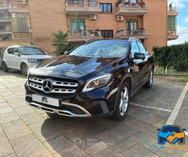MERCEDES GLA GLA 200 200D BUSINESS AUTO 136 CV