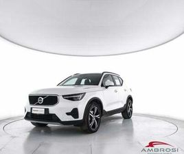 VOLVO XC40 2.0 B3 ESSENTIAL AUTO DEL 2025 USATA A CORCIANO
