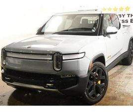 RIVIAN R1T USED 2023 RIVIAN R1T ADVENTURE QUAD MOTOR LARGE PACK
