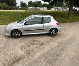 PEUGEOT 206 URBAN MOVE KLIMA WENIG GELAUFEN