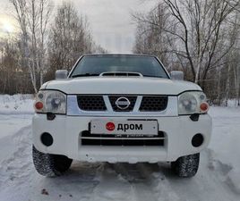 NISSAN NP300